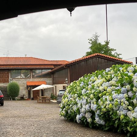 Bergui Guesthouse - Em Guimaraes Desde 2017 Bagian luar foto