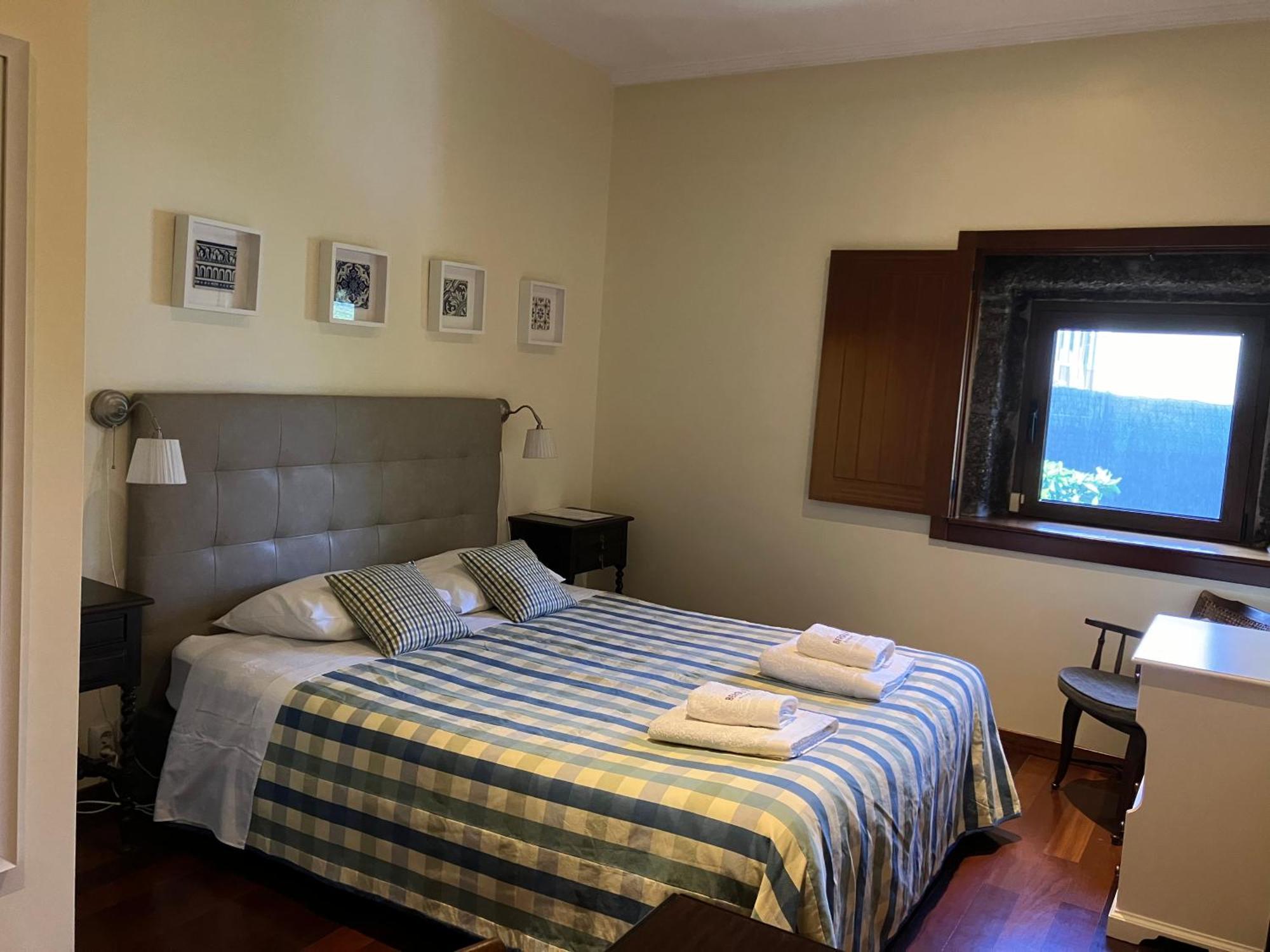 Bergui Guesthouse - Em Guimaraes Desde 2017 Bagian luar foto