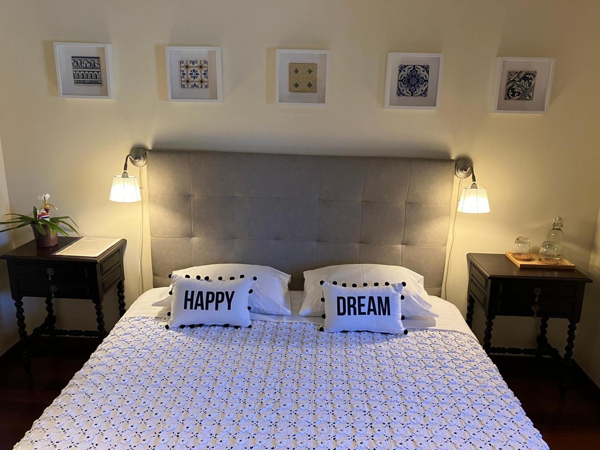 Bergui Guesthouse - Em Guimaraes Desde 2017 Bagian luar foto